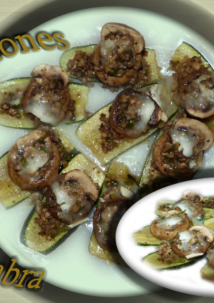 Una foto de Champiñones con queso de cabra