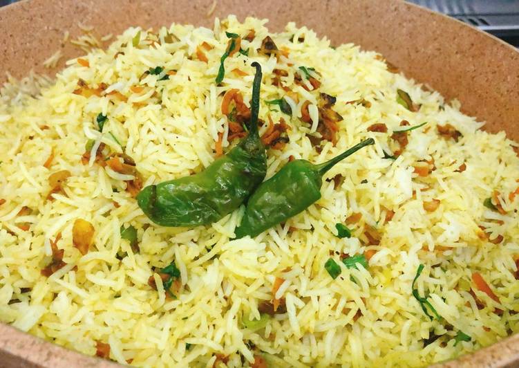 ارز بالحشو اللذيذ