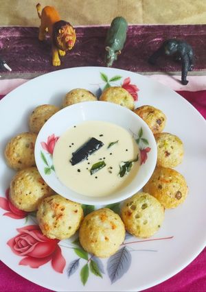 पौष्टिक वेज अप्पम (Paushtik veg appam recipe in Hindi) रेसिपी मुख्य फोटो
