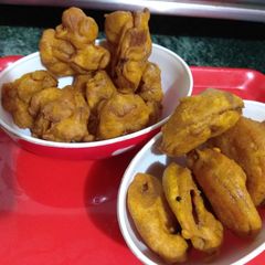 Pyaz ki pakori A picture of Pyaz ki pakori.