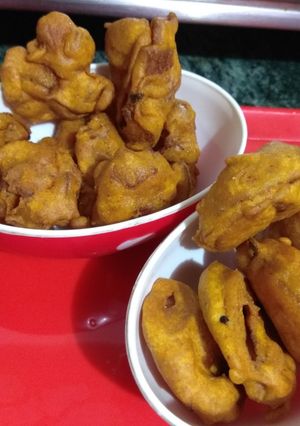 A picture of Pyaz ki pakori.