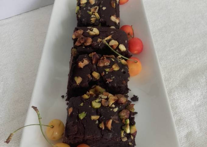 Eggless Whole Wheat Chocolate fudge Brownie