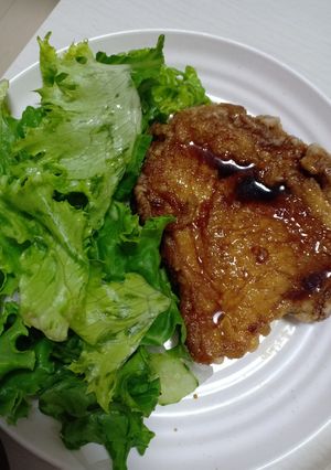 Hình của món Gà rán sốt nước tương.