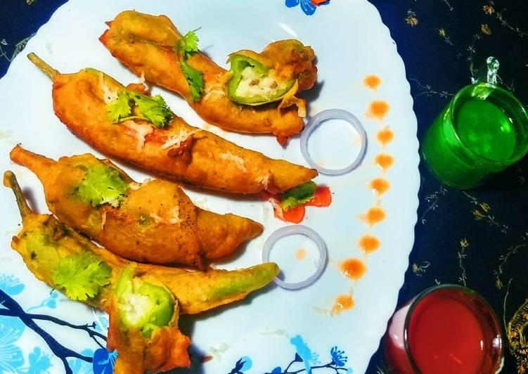 Simple Way to Make Speedy Bharwa Mirch Pakora