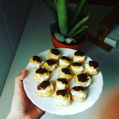 Una foto de Profiteroles