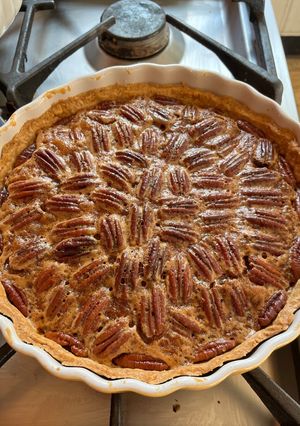 A picture of Pecan Pie 🌰🥧.