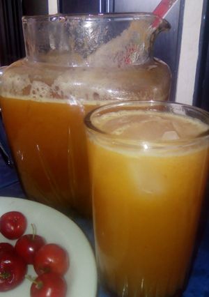 Una foto de Jugo de semeruco (cerecita o acerola) FULL VITAMINA C