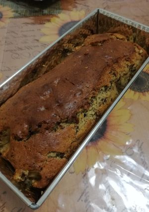 Una foto de Elvis cocho (bizcocho con trozos de chocolate y galletas)