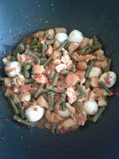 Foto resep Kacang panjang tumis tahu telur puyuh pedas