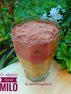 Foto resep Es Alpukat Kocok Milo