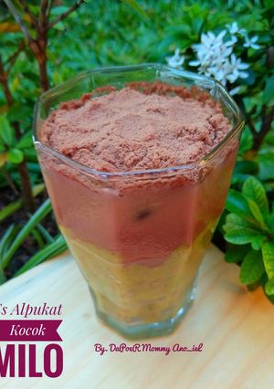 Foto resep Es Alpukat Kocok Milo