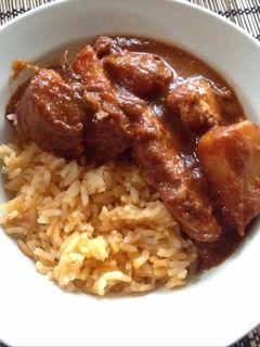 Una foto de Pollo en salsa roja