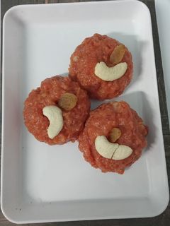 ગાજરનો હલવો (Gajar Halwa Recipe In Gujarati) રેસીપી મુખ્ય ફોટો