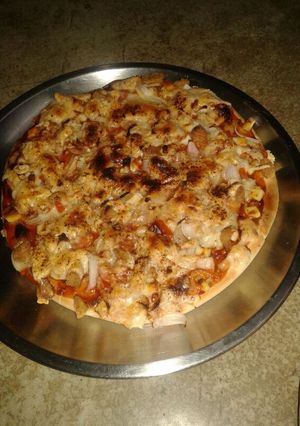 A picture of Shezwan Corn Pizza.