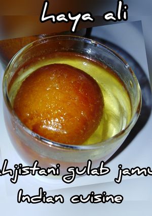 A picture of Rahjistani gulab jamun.