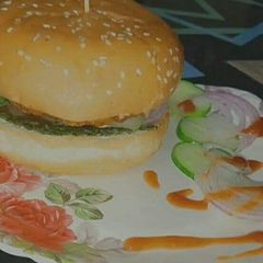 A picture of Burger.