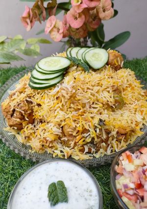 A picture of Chicken Biryani 😋😋.