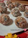 Tartufini di panettone al profumo di cocco e arachidi 🥥🥜