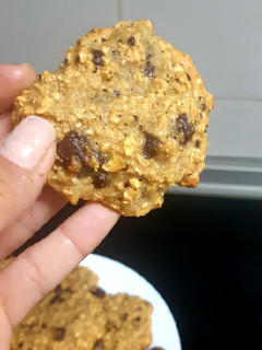 Foto principal de Galletas de avena, pera y chocolate sin azúcar