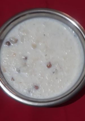 A picture of Rice kheer.
