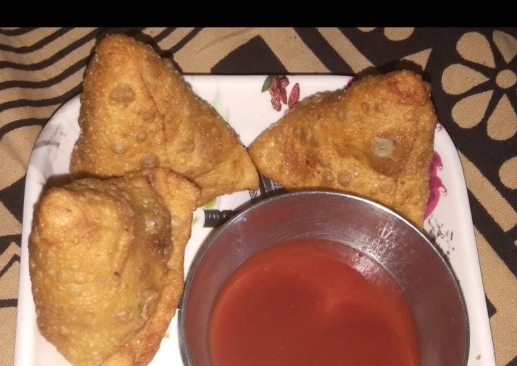 Wheat flour samosa