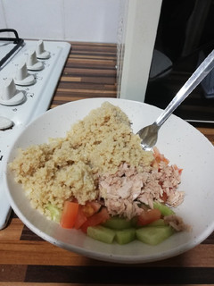 Una foto de Ensalada de cous cous 🥗🥗