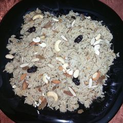 Gur waley chawal/ jaggery rice A picture of Gur waley chawal/ jaggery rice.