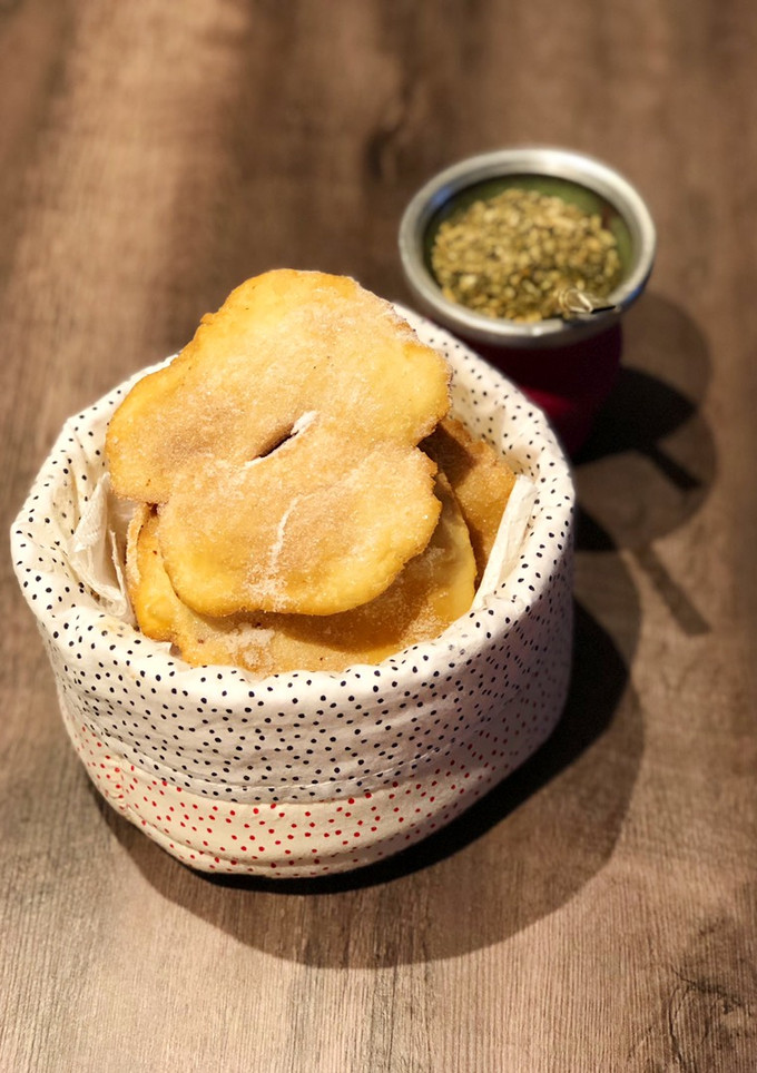 Una foto de Tortas fritas de Doña Petrona