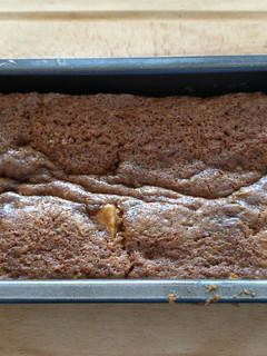 Una foto de Cake de manzanas y galletas