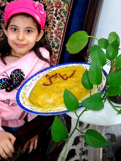 عکسی از دستور کرم زعفرانی برای کیک