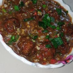 A picture of Gravy manchurian.