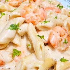 A picture of Creamy White Sauce Shrimp Pasta 🍤.