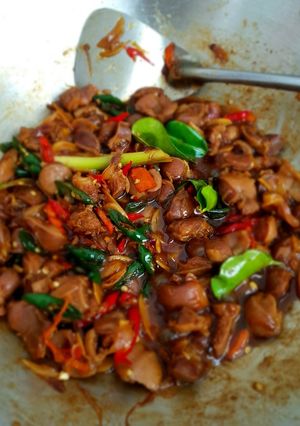 Foto resep Oseng mercon ampela ayam