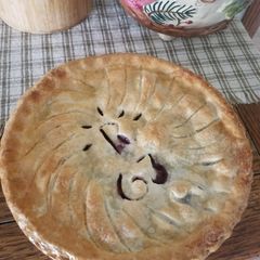 A picture of Cherry pie.