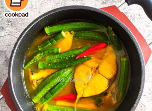 Gambar Tenggiri Masak Asam Rebus Dengan Bendi
