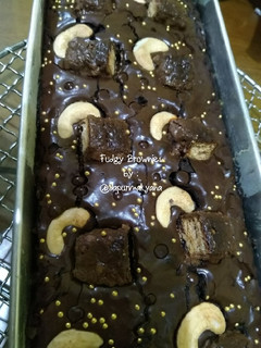 Foto resep Fudgy Brownies (Shiny Crust)