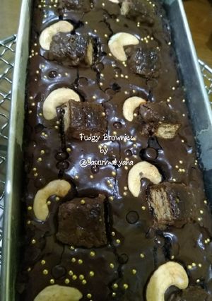 Foto resep Fudgy Brownies (Shiny Crust)