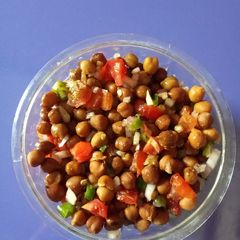 A picture of Chana chat.