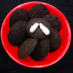 A picture of Chocolate idli.
