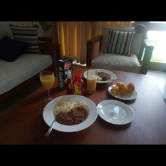 Spaghetti and minced meat with viazi karai A picture of Spaghetti and minced meat with viazi karai.
