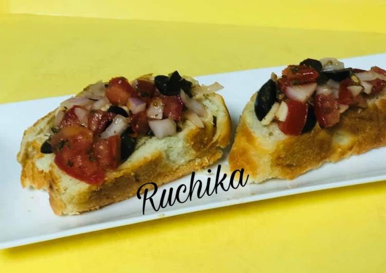 How to Make Homemade Tomato Bruschetta