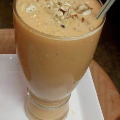 A picture of Mixed fruit yoghurt smoothie.