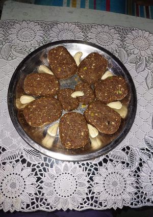 A picture of Fenugreek (Methi) seeds peda.
