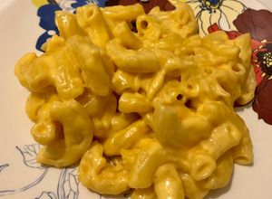 Una foto de Macarrones con queso