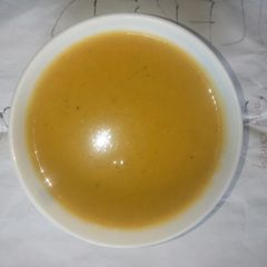 A picture of Roasted carrots soup.