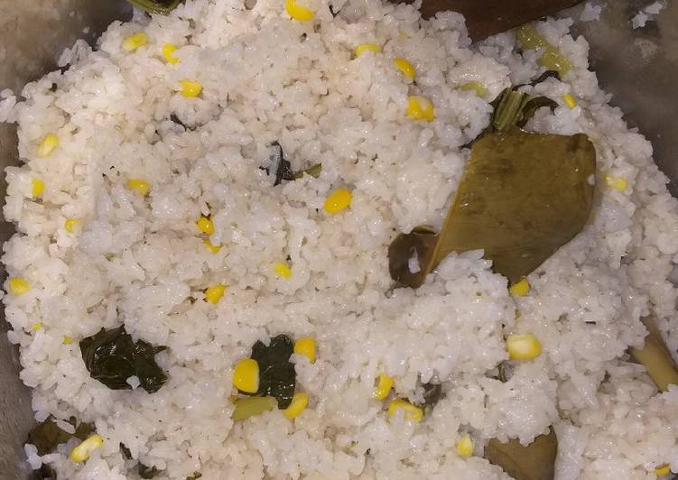Cara Gampang Menyiapkan Nasi Gurih, Enak Banget