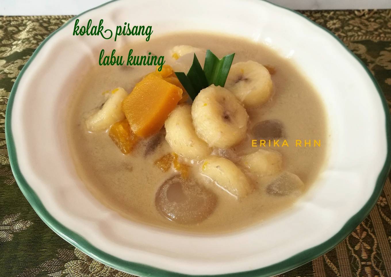 Kolak Pisang Labu Kuning