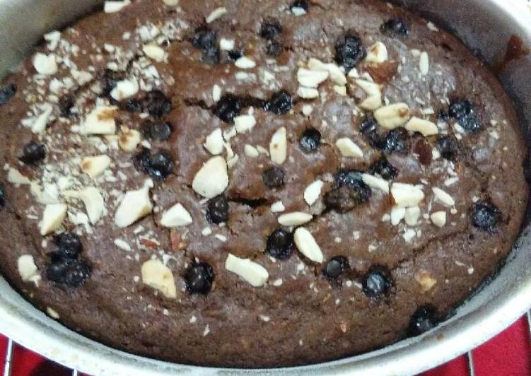 Whole wheat choco chips jaggery chocolate cake