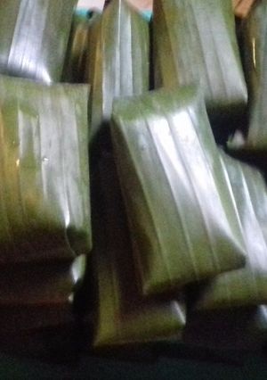 Foto resep Arem - arem / Lontong Isi Oncom