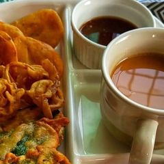 A picture of Elaichi wali chai.